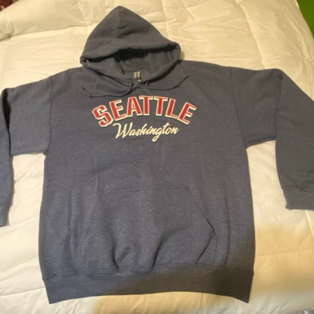 Seattle Hoodie, L Heavy Blend